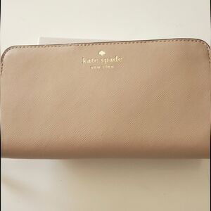 Kate Spade Brynn Large Saffiano Continental ZipAround Wallet Warm Beige Like New